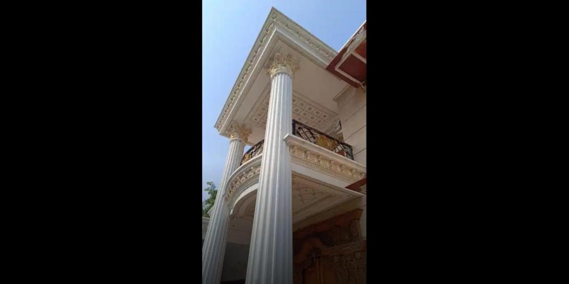 Rumah Classic Siap Huni di Perumahan Kebonsari Elveka Surabaya Selatan Rumah Classic Siap Huni di Perumahan Kebonsari Elveka Surabaya Selatan