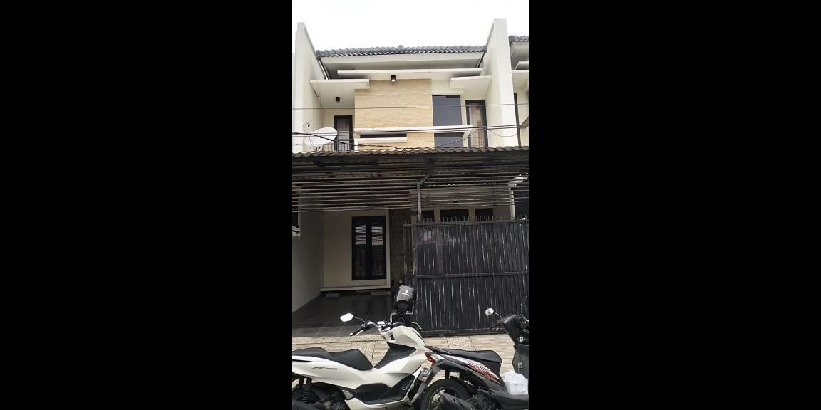 Rumah Strategis Full Furnished Siap Huni Lokasi Bendul Merisi Surabaya Rumah Strategis Full Furnished Siap Huni Lokasi Bendul Merisi Surabaya