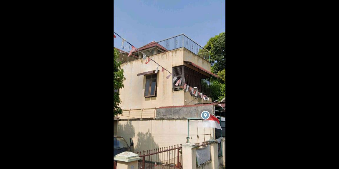 Ruko berlantai 3 lokasi strategis Ruko berlantai 3 lokasi strategis