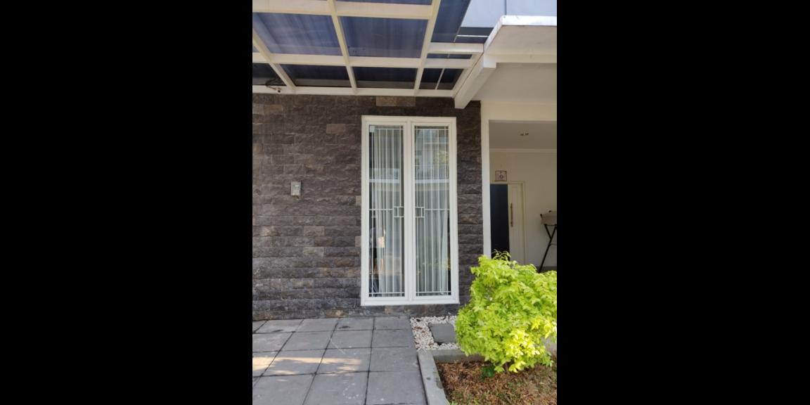 JUAL CEPAT! Rumah Full Furnished Perumahan Elite The Gayungsari Surabaya Selatan JUAL CEPAT! Rumah Full Furnished Perumahan Elite The Gayungsari Surabaya Selatan