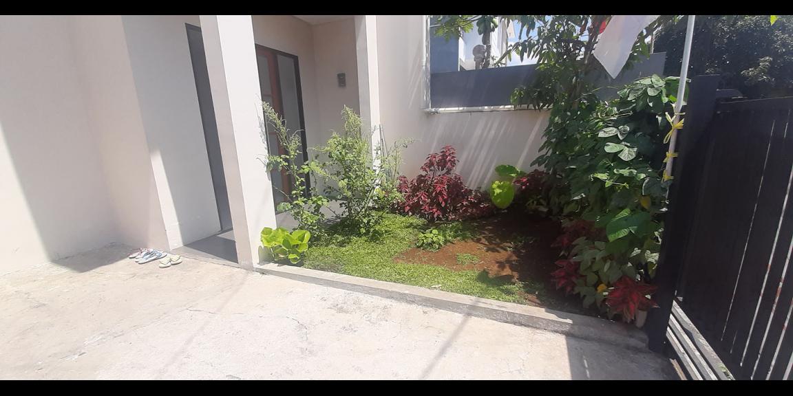 RUMAH BARU DUA LANTAI DI ARCAMANIK KOTA BANDUNG RUMAH BARU DUA LANTAI DI ARCAMANIK KOTA BANDUNG