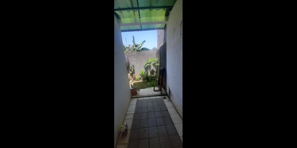 RUMAH BARU DUA LANTAI DI ARCAMANIK KOTA BANDUNG RUMAH BARU DUA LANTAI DI ARCAMANIK KOTA BANDUNG