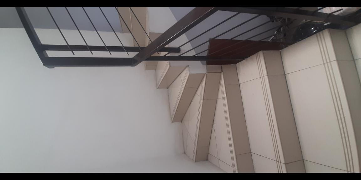 RUMAH BARU DUA LANTAI DI ARCAMANIK KOTA BANDUNG RUMAH BARU DUA LANTAI DI ARCAMANIK KOTA BANDUNG