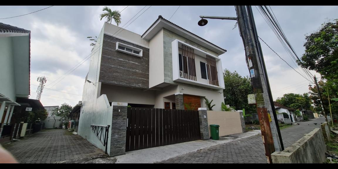 Dijual Rumah desain Mewah Lokasi di Sembego Maguwoharjo, timur lottemart Dijual Rumah desain Mewah Lokasi di Sembego Maguwoharjo, timur lottemart