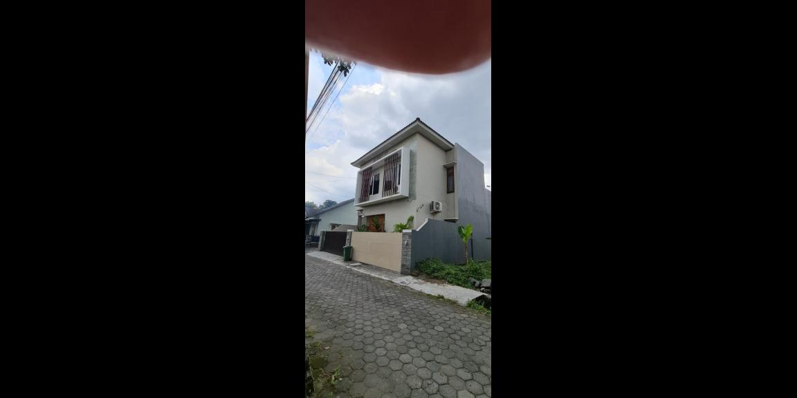 Dijual Rumah desain Mewah Lokasi di Sembego Maguwoharjo, timur lottemart Dijual Rumah desain Mewah Lokasi di Sembego Maguwoharjo, timur lottemart