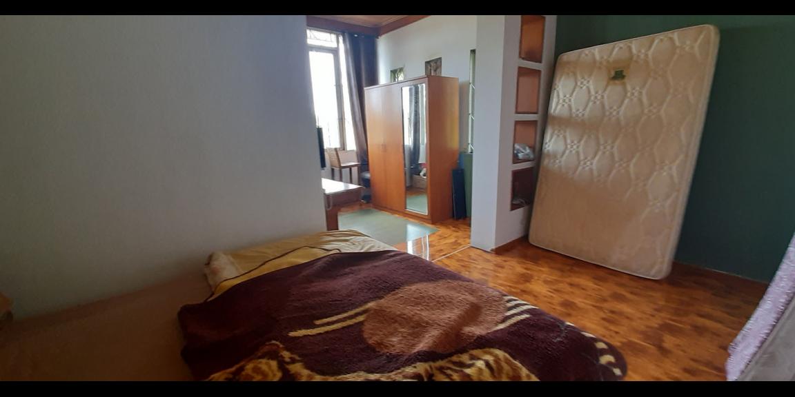 RUMAH DUA LANTAI GAYA AMERIKA SEMI FURNISHED SAYAP SETIABUDI BANDUNG RUMAH DUA LANTAI GAYA AMERIKA SEMI FURNISHED SAYAP SETIABUDI BANDUNG