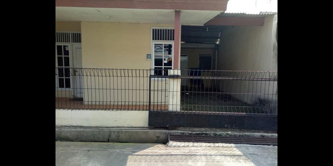 DIJUAL RUMAH SIAP HUNI DI KOMPLEK RIUNG BANDUNG DIJUAL RUMAH SIAP HUNI DI KOMPLEK RIUNG BANDUNG