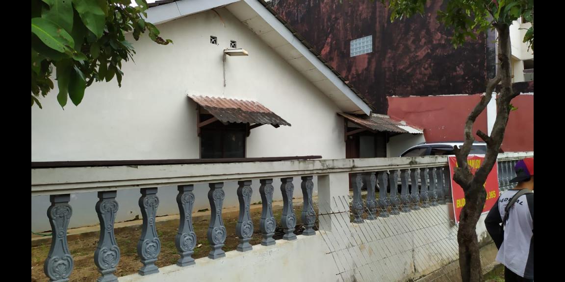 Tanah dan Rumah dijual depan perumahan Graha Indah Jatiasih Tanah dan Rumah dijual depan perumahan Graha Indah Jatiasih