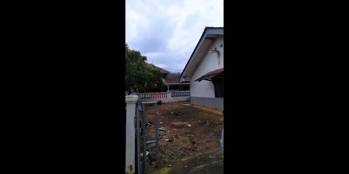Tanah dan Rumah dijual depan perumahan Graha Indah Jatiasih Tanah dan Rumah dijual depan perumahan Graha Indah Jatiasih