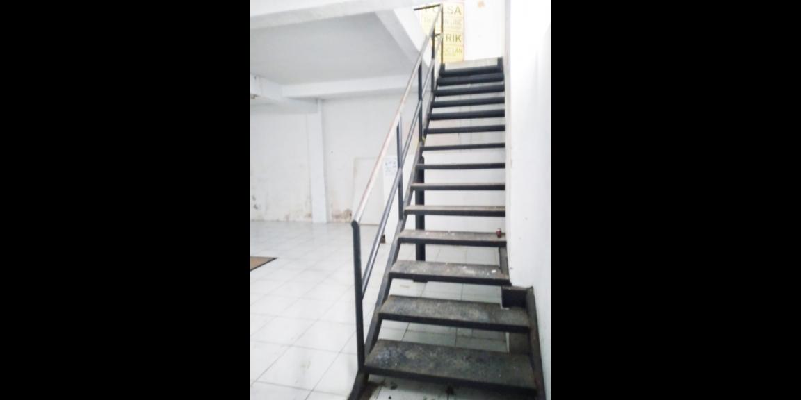 Sewa Ruko Ex Alfamart 2 Lantai Murah Lokasi Strategis Dekat Alun-alun Kota Malang Sewa Ruko Ex Alfamart 2 Lantai Murah Lokasi Strategis Dekat Alun-alun Kota Malang