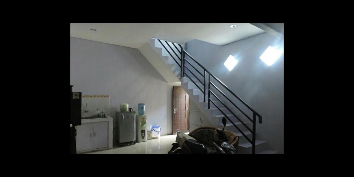 Jarang Ada! Jual Rumah Tengah Kota Gresik di Perumahan Sarmada Regency - Foto 003 Jarang Ada! Jual Rumah Tengah Kota Gresik di Perumahan Sarmada Regency - Foto 003