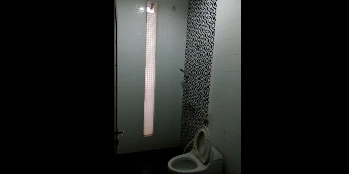 Jarang Ada! Jual Rumah Tengah Kota Gresik di Perumahan Sarmada Regency - Foto 007 Jarang Ada! Jual Rumah Tengah Kota Gresik di Perumahan Sarmada Regency - Foto 007