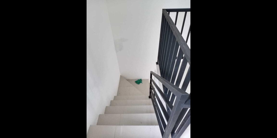 RUMAH SIAP HUNI HOOK 2 LANTAI HARGA 1 LANTAI DEKAT MC. DONALD BOJONGSARI RUMAH SIAP HUNI HOOK 2 LANTAI HARGA 1 LANTAI DEKAT MC. DONALD BOJONGSARI