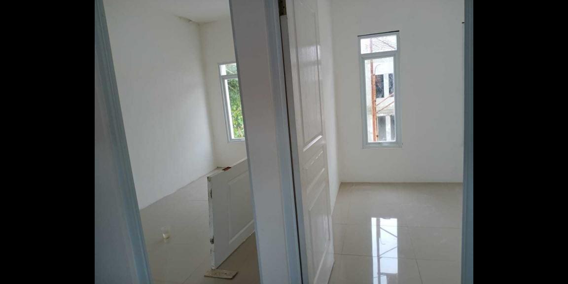 RUMAH SIAP HUNI HOOK 2 LANTAI HARGA 1 LANTAI DEKAT MC. DONALD BOJONGSARI RUMAH SIAP HUNI HOOK 2 LANTAI HARGA 1 LANTAI DEKAT MC. DONALD BOJONGSARI