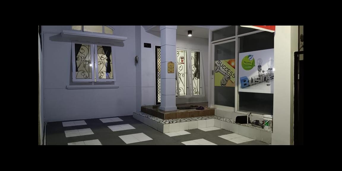 Dijual Rumah Siap Huni Baru Renovasi Strategis di Bukit Palma Citraland Surabaya Barat Dijual Rumah Siap Huni Baru Renovasi Strategis di Bukit Palma Citraland Surabaya Barat