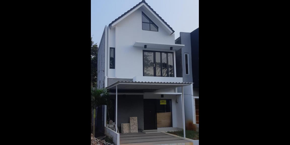 Rumah Selangkah dari Stasiun LRT Rumah Selangkah dari Stasiun LRT