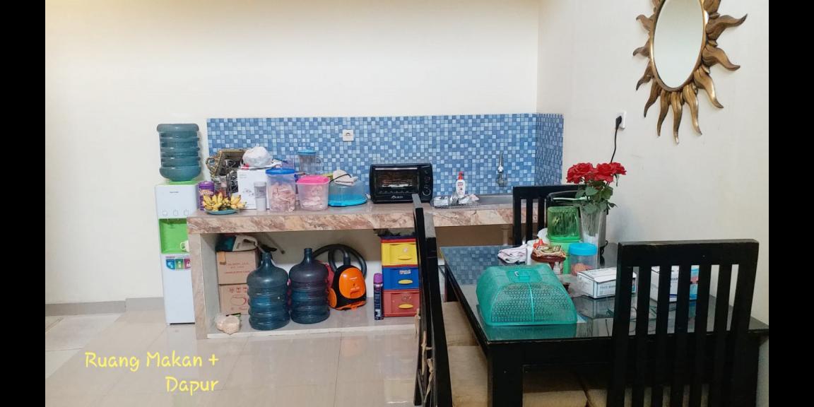 Rumah Dijual Murah Strategis Dekat Kampus UPH dan Lippo Mall Karawaci Tangerang Rumah Dijual Murah Strategis Dekat Kampus UPH dan Lippo Mall Karawaci Tangerang