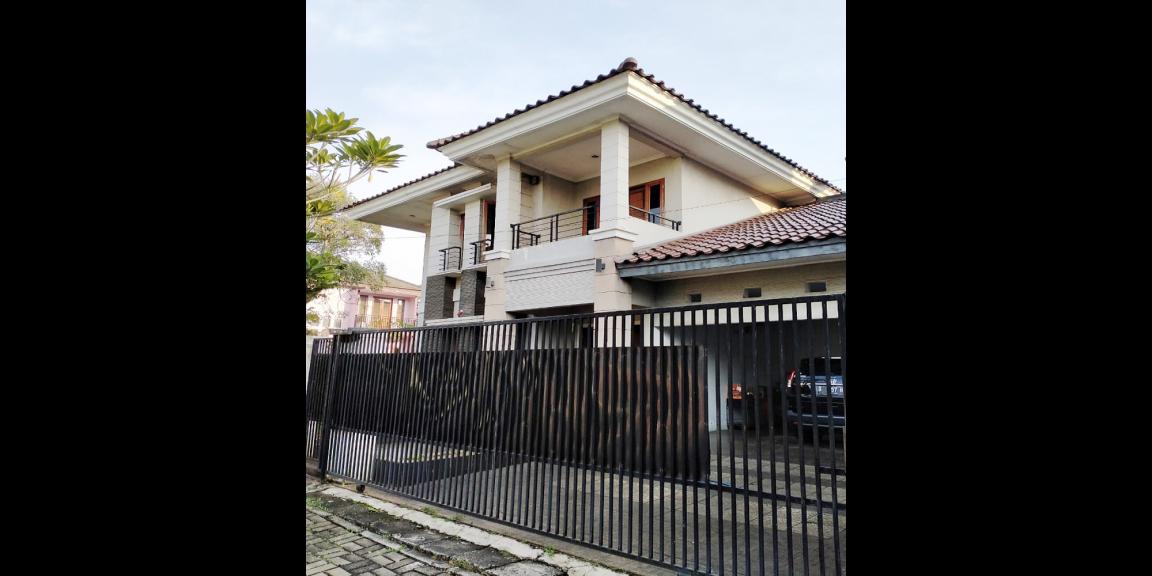 Rumah Dijual di BSD City Tangerang Selatan Dekat AEON Mall BSD dan Eka Hospital BSD Rumah Dijual di BSD City Tangerang Selatan Dekat AEON Mall BSD dan Eka Hospital BSD