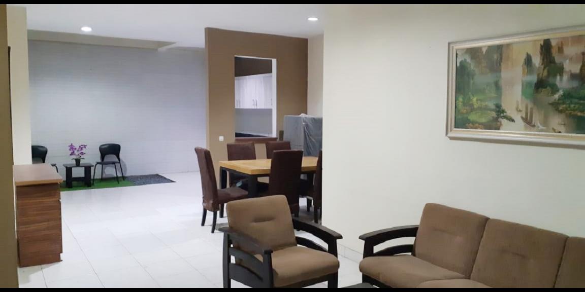 Rumah Dijual di BSD City Dekat AEON Mall BSD, ICE BSD, The Breeze BSD City, Universitas Prasetya Mulya BSD City Rumah Dijual di BSD City Dekat AEON Mall BSD, ICE BSD, The Breeze BSD City, Universitas Prasetya Mulya BSD City