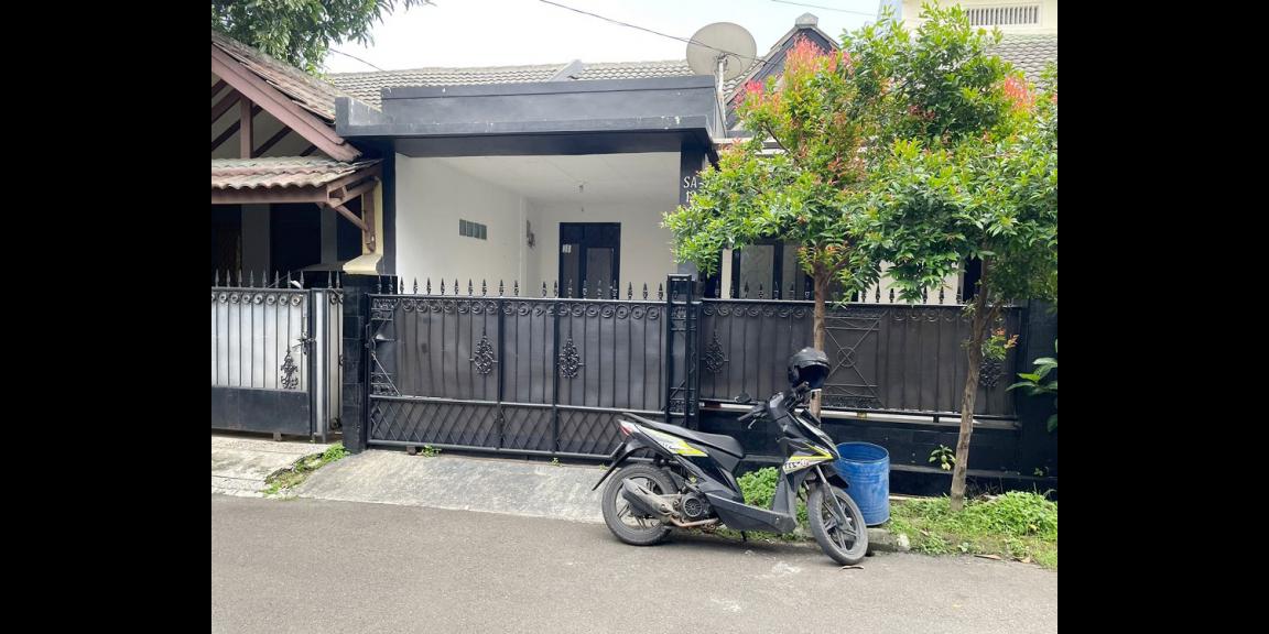 Rumah Dijual di BSD Dekat Pasar Modern BSD City, Santa Ursula BSD, Stasiun Rawa Buntu, Tol BSD, Teraskota Serpong Rumah Dijual di BSD Dekat Pasar Modern BSD City, Santa Ursula BSD, Stasiun Rawa Buntu, Tol BSD, Teraskota Serpong