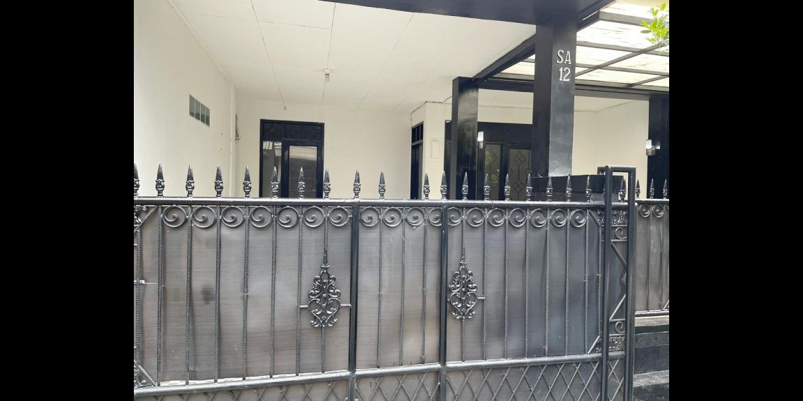 Rumah Dijual di BSD Dekat Pasar Modern BSD City, Santa Ursula BSD, Stasiun Rawa Buntu, Tol BSD, Teraskota Serpong Rumah Dijual di BSD Dekat Pasar Modern BSD City, Santa Ursula BSD, Stasiun Rawa Buntu, Tol BSD, Teraskota Serpong