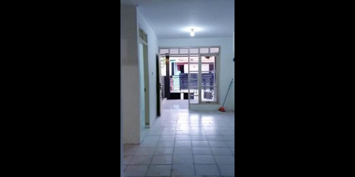 Dijual 2 Rumah Sangat Murah di Cibitung Bekasi Posisi Hook Ada Kelebihan Tanah Dijual 2 Rumah Sangat Murah di Cibitung Bekasi Posisi Hook Ada Kelebihan Tanah