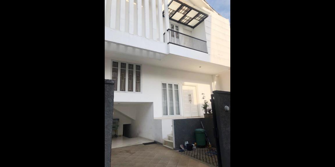 Dijual Rumah Minimalis Modern Dengan Private Pool Dekat Cilandak Town Square Jakarta Selatan Dijual Rumah Minimalis Modern Dengan Private Pool Dekat Cilandak Town Square Jakarta Selatan