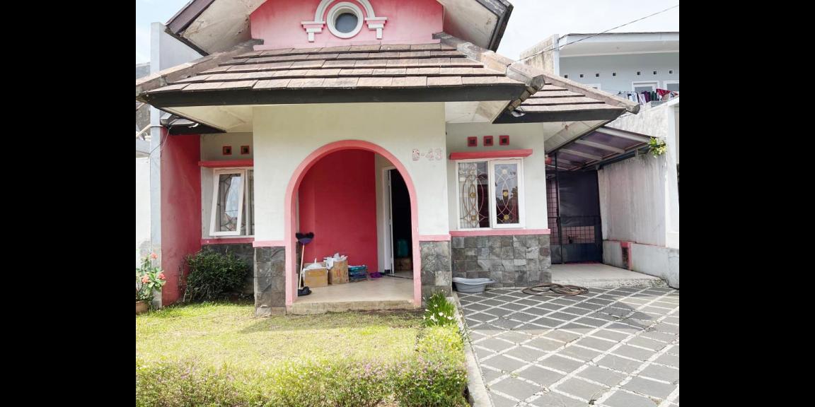 Rumah Dijual di Cimahi Dekat RSUD Cibabat, Pemkot Cimahi, Yogya Plaza Cimahi, Cimahi Mall, Kampus UNJANI Rumah Dijual di Cimahi Dekat RSUD Cibabat, Pemkot Cimahi, Yogya Plaza Cimahi, Cimahi Mall, Kampus UNJANI