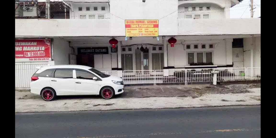 Rumah/Gedung Dijual Pinggir Jalan di Dampit Malang Dekat Stasiun Dampit, Pasar Baru Dampit, SMAN 1 Dampit Rumah/Gedung Dijual Pinggir Jalan di Dampit Malang Dekat Stasiun Dampit, Pasar Baru Dampit, SMAN 1 Dampit