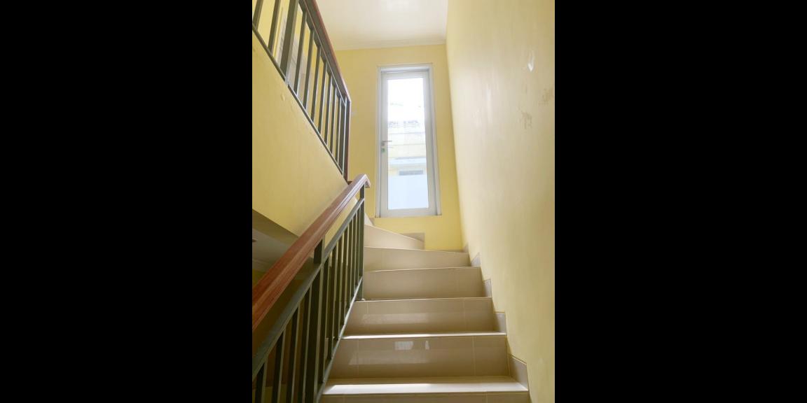 Dijual Rumah Baru 3 Lantai Hook Murah Banget di Montana Vilage Gading Serpong Dijual Rumah Baru 3 Lantai Hook Murah Banget di Montana Vilage Gading Serpong