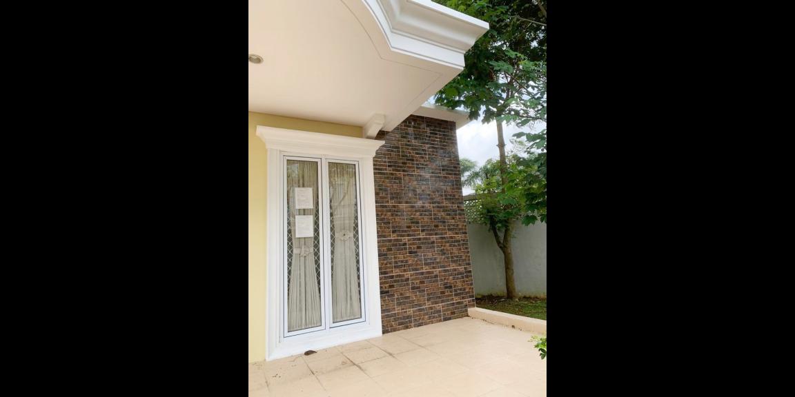 Dijual Rumah Baru 3 Lantai Hook Murah Banget di Montana Vilage Gading Serpong Dijual Rumah Baru 3 Lantai Hook Murah Banget di Montana Vilage Gading Serpong