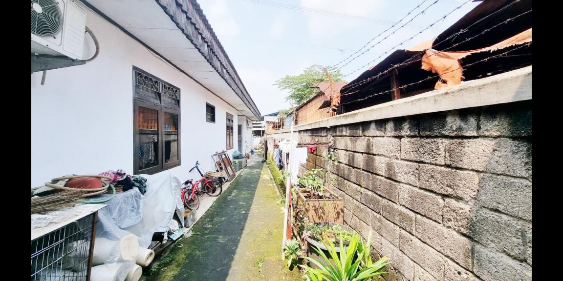 Rumah Dijual di Kavling DPR Cipondoh Tangerang Bisa Untuk Gudang Pabrik atau Kost2an Rumah Dijual di Kavling DPR Cipondoh Tangerang Bisa Untuk Gudang Pabrik atau Kost2an
