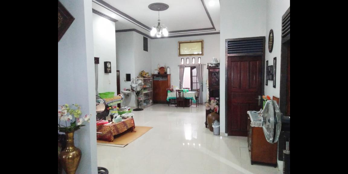 Jual Rumah Mewah Murah Posisi Hook Pinggir Jalan Dekat PTC Mall Kota Palembang Jual Rumah Mewah Murah Posisi Hook Pinggir Jalan Dekat PTC Mall Kota Palembang