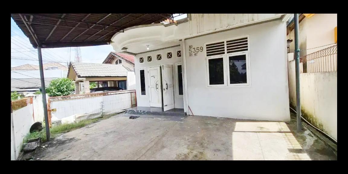 Rumah Dijual Siap Huni Lokasi Strategis Pinggir Jalan di Tengah Kota Palembang  Rumah Dijual Siap Huni Lokasi Strategis Pinggir Jalan di Tengah Kota Palembang