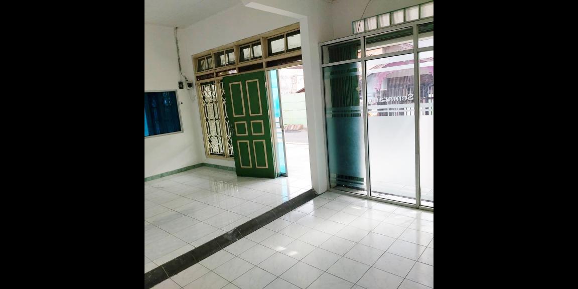 Dijual Rumah Siap Huni Bisa Buat Kantor Lokasi Strategis di Tengah Kota Semarang Dijual Rumah Siap Huni Bisa Buat Kantor Lokasi Strategis di Tengah Kota Semarang
