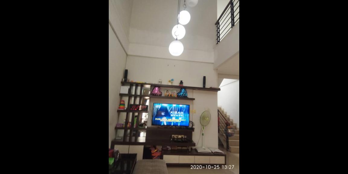 Dijual Rumah 2 Lantai Semi Furnished Lokasi Strategis di Mustikajaya Bekasi Timur Dijual Rumah 2 Lantai Semi Furnished Lokasi Strategis di Mustikajaya Bekasi Timur