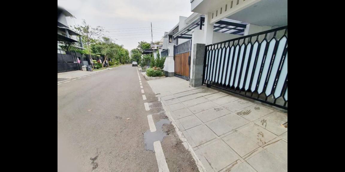 Dijual Rumah Mewah 2,5 Lantai di Rawamangun Dekat UNJ dan Kantor BPKP Pusat Dijual Rumah Mewah 2,5 Lantai di Rawamangun Dekat UNJ dan Kantor BPKP Pusat
