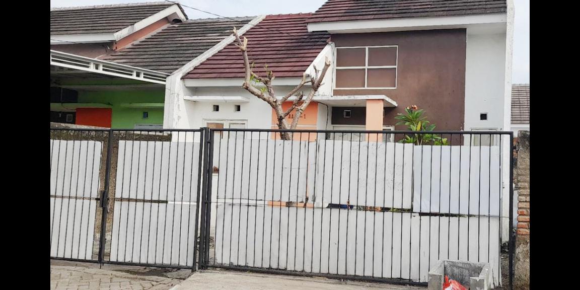 Rumah Dijual di Sidoarjo Dekat RSUD Sidoarjo, Alun-Alun Sidoarjo, Lippo Plaza Sidoarjo, Polsek Candi, Stasiun Sidoarjo Rumah Dijual di Sidoarjo Dekat RSUD Sidoarjo, Alun-Alun Sidoarjo, Lippo Plaza Sidoarjo, Polsek Candi, Stasiun Sidoarjo
