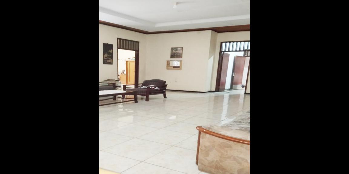 Rumah Dijual + Terima Kost di Tebet Dekat Stasiun Tebet, Mall Kasablanka dan Mall Ambasador Rumah Dijual + Terima Kost di Tebet Dekat Stasiun Tebet, Mall Kasablanka dan Mall Ambasador