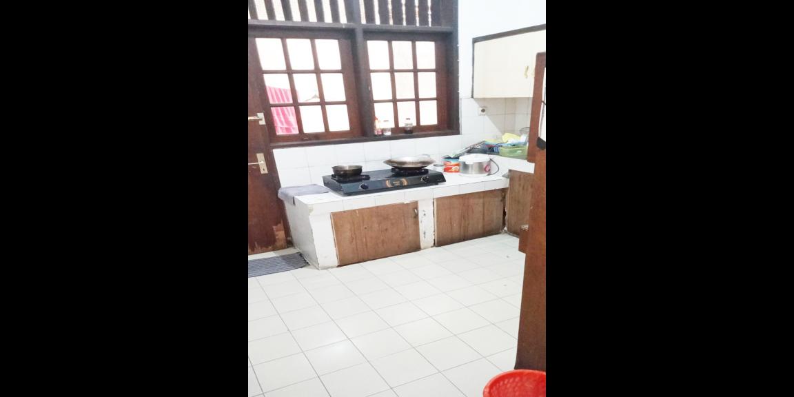 Rumah Dijual + Terima Kost di Tebet Dekat Stasiun Tebet, Mall Kasablanka dan Mall Ambasador Rumah Dijual + Terima Kost di Tebet Dekat Stasiun Tebet, Mall Kasablanka dan Mall Ambasador