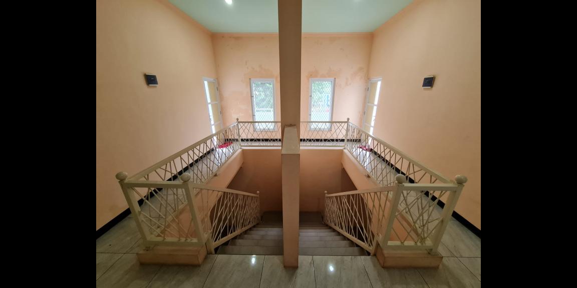 Rumah Murah 2 Lantai Siap Huni Lokasi Rungkut Menanggal Harapan Surabaya Timur Rumah Murah 2 Lantai Siap Huni Lokasi Rungkut Menanggal Harapan Surabaya Timur