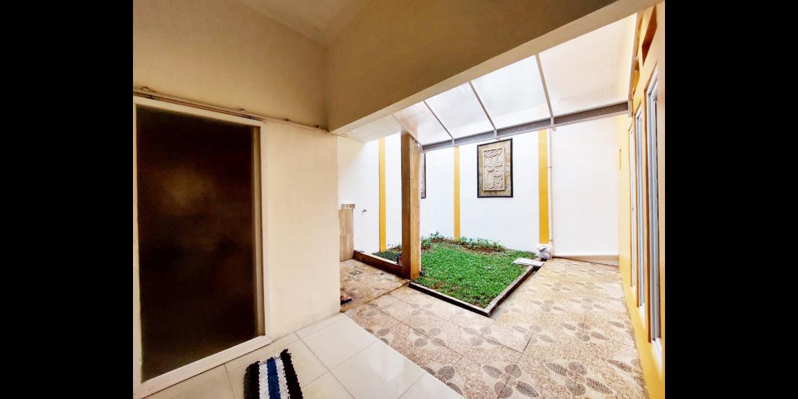 Rumah Disewakan Dekat ITC Permata Hijau dan Universitas Bina Nusantara Jakarta Barat Rumah Disewakan Dekat ITC Permata Hijau dan Universitas Bina Nusantara Jakarta Barat