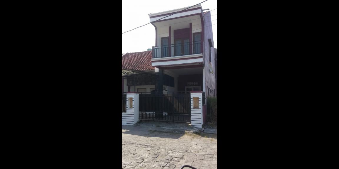 Dijual Rumah area Kanigoro Blitar Tinggal bawa koper Dijual Rumah area Kanigoro Blitar Tinggal bawa koper
