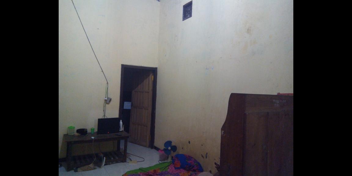 Dijual Rumah area Kanigoro Blitar Tinggal bawa koper Dijual Rumah area Kanigoro Blitar Tinggal bawa koper