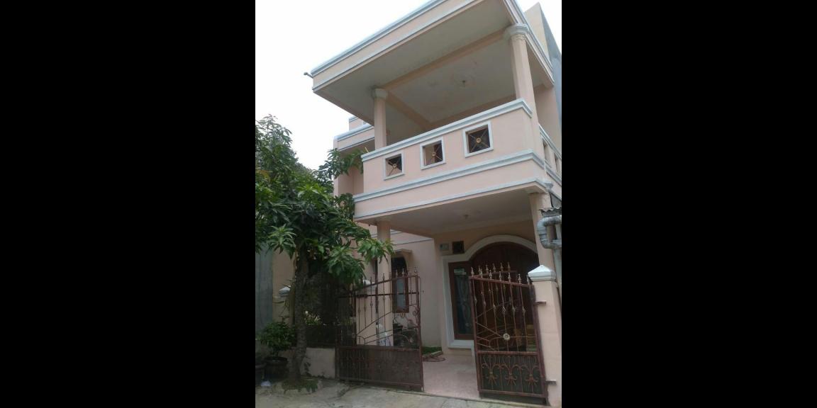 Butuh Uang Cepat!! Jual Rumah Murah 3 Lantai Bukit Sawangan Indah Butuh Uang Cepat!! Jual Rumah Murah 3 Lantai Bukit Sawangan Indah