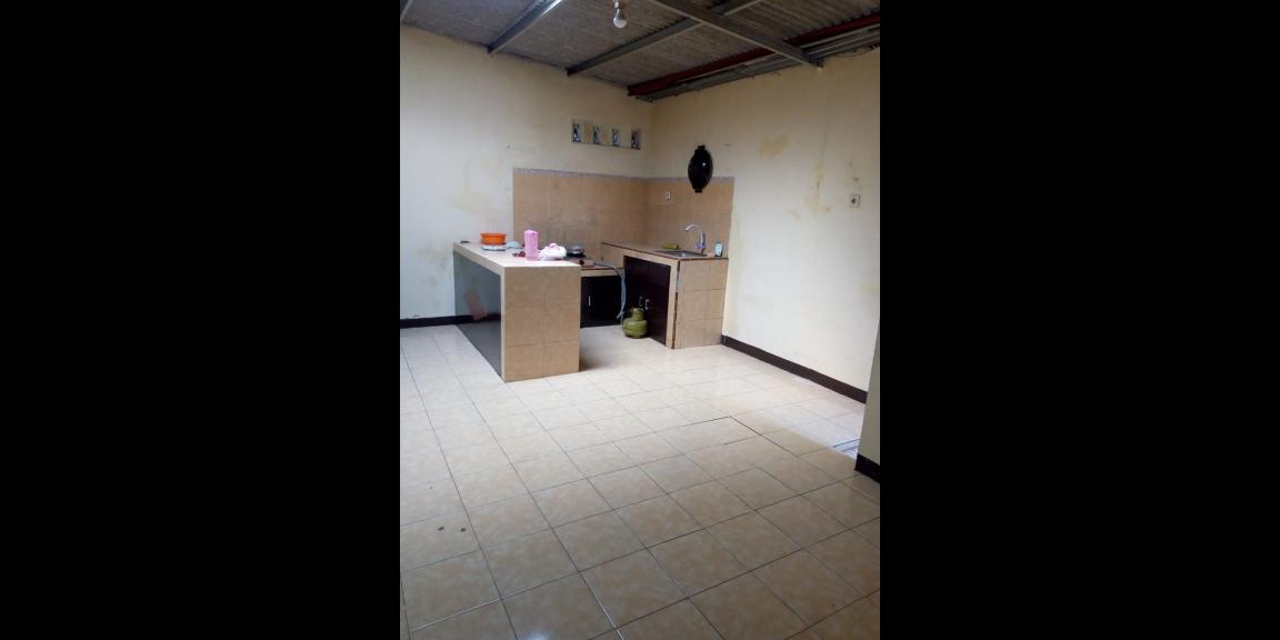 RUMAH DIJUAL BEBAS BANJIR DAN DI TENGAH KOTA Bekasi RUMAH DIJUAL BEBAS BANJIR DAN DI TENGAH KOTA Bekasi