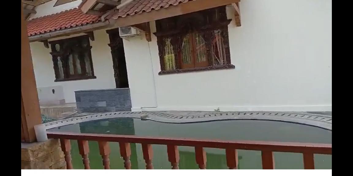 Rumah Mewah Klasik 1460mtr nego sampai deal Rumah Mewah Klasik 1460mtr nego sampai deal