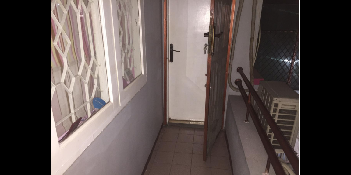 Jual Cepat Rumah Semi Furnished + Wallpaper Jual Cepat Rumah Semi Furnished + Wallpaper