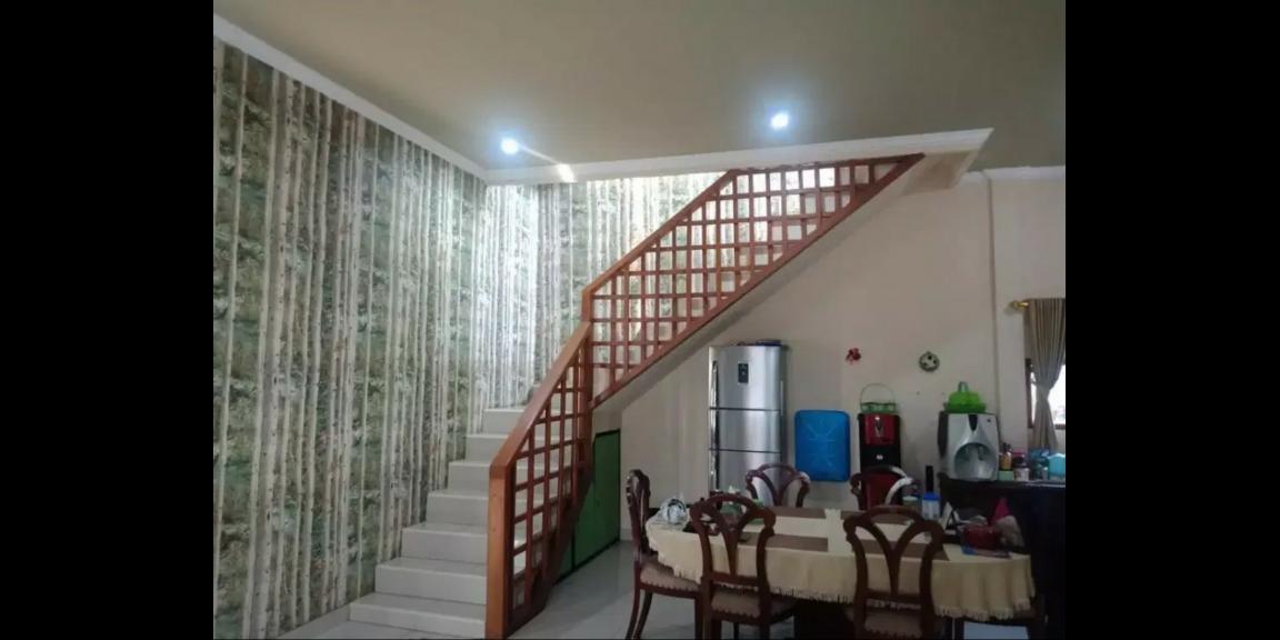 Villa / Rumah Nyaman & mewah, lokasi strategis & banyak bonus Villa / Rumah Nyaman & mewah, lokasi strategis & banyak bonus