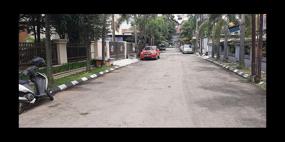 RUMAH DUA LANTAI KOTA BANDUNG RUMAH DUA LANTAI KOTA BANDUNG